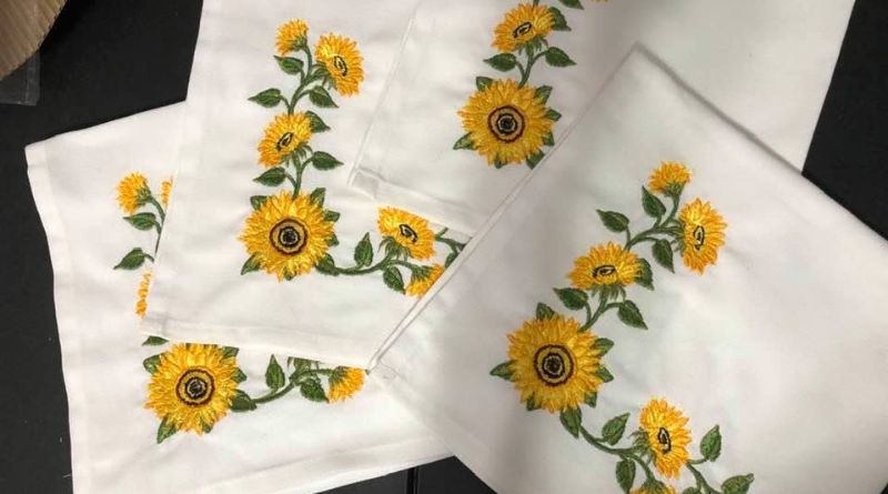 Embroidery Designs Sunflower Spray Corner Design